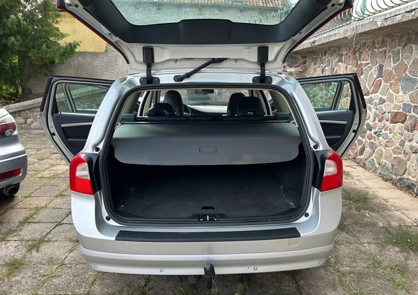Volvo V70 cena 24900 przebieg: 222826, rok produkcji 2009 z Moryń małe 106
